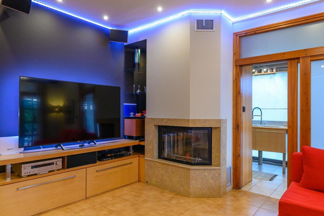 Cozy Small Smart Villa With Private Pool Mikri Mantineia Kalamata Luaran gambar