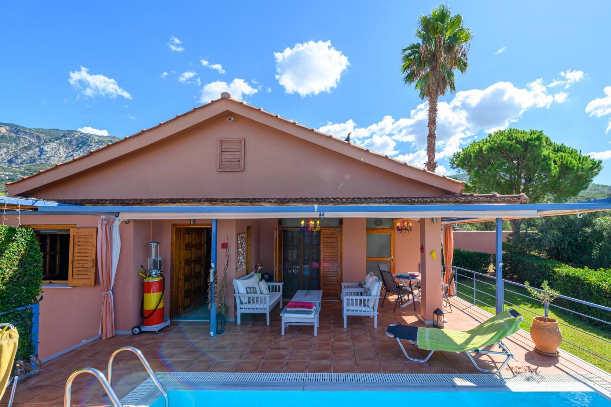 Cozy Small Smart Villa With Private Pool Mikri Mantineia Kalamata Luaran gambar